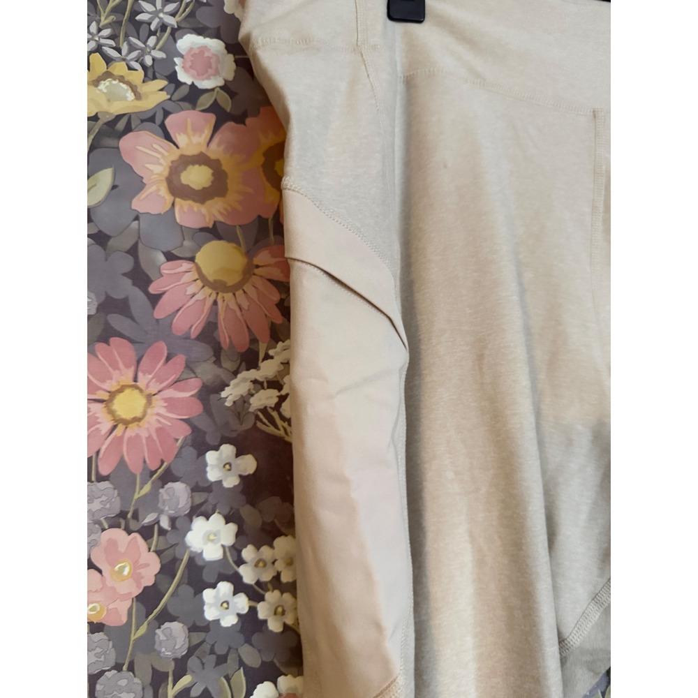 Old Navy GO-DRY PowerSoft Leggings Cargo Pockets Beige XXL‎ - Picture 5 of 10